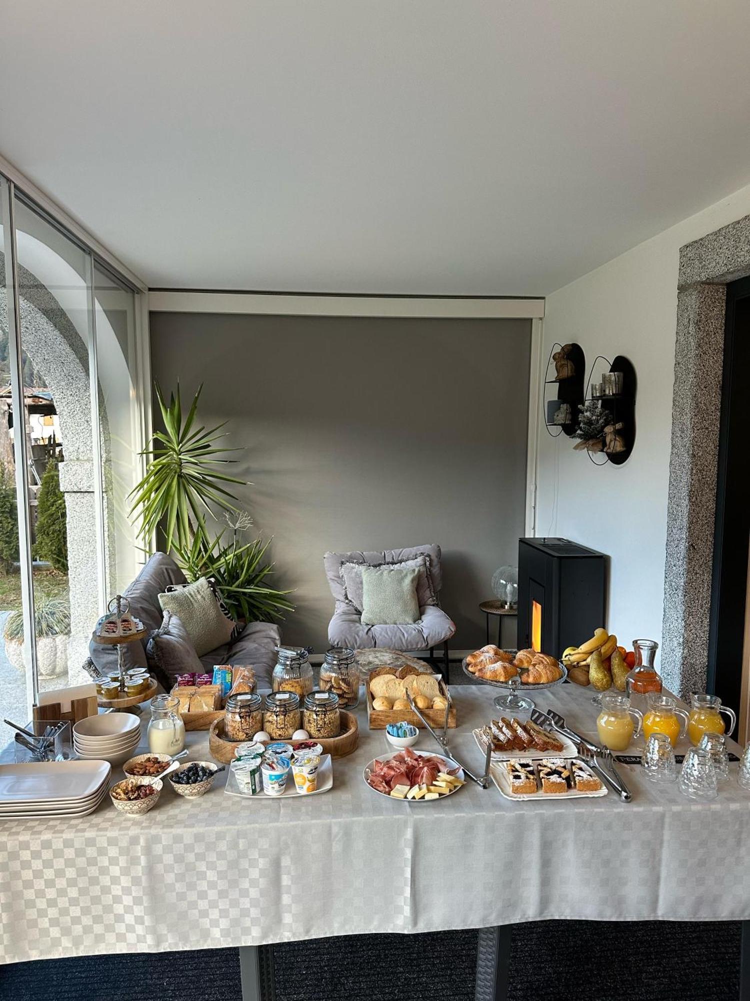 B&B Casa Il Sasso 平佐洛 外观 照片